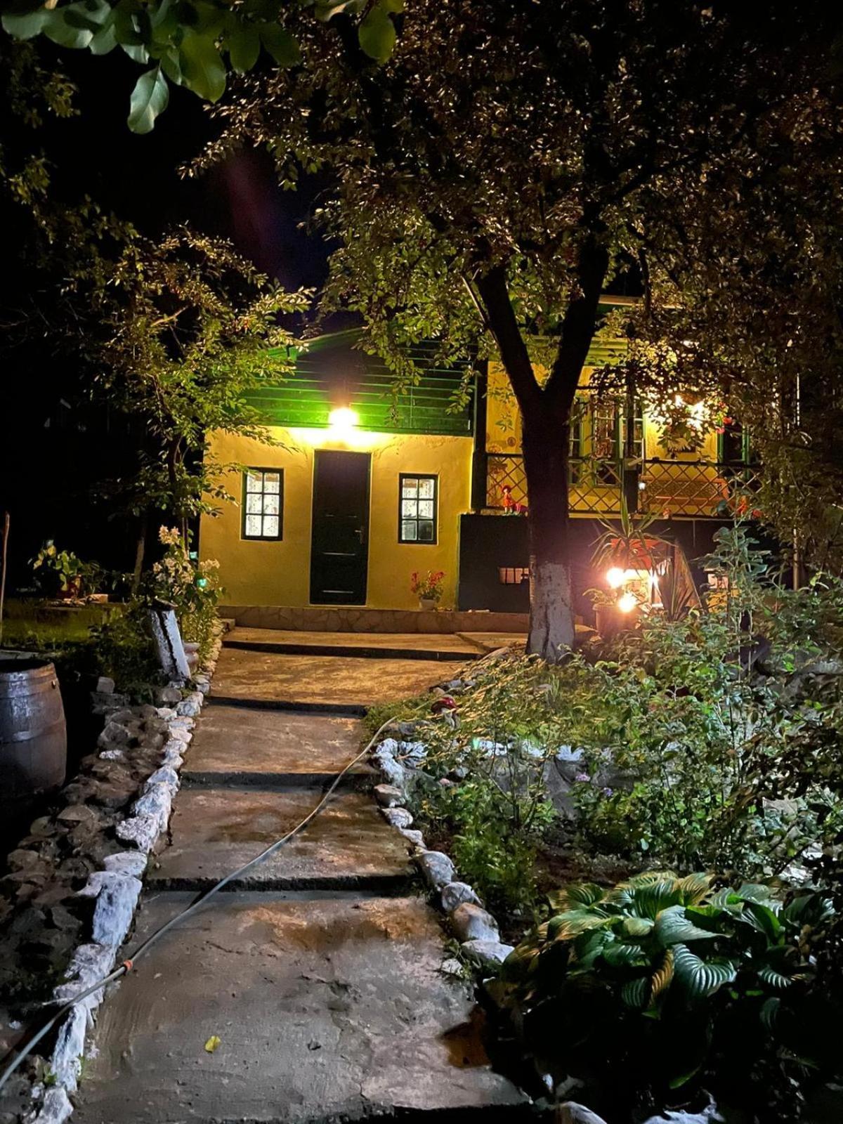 Casuta Fa Rai Din Ce Ai Hotel Buzau Bagian luar foto